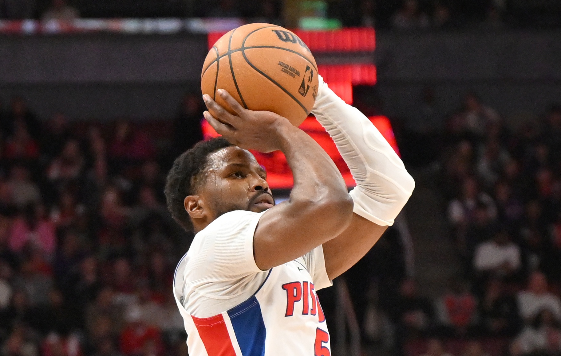 关于风云突变!西汉姆今晨临场应变,NBA常规赛版图或变,更衣室稳定,纪律约束更严格的信息 关于风云突变!西汉姆今晨临场应变,NBA常规赛版图或变,更衣室稳定,纪律约束更严格的信息