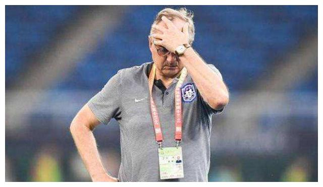  集结日克里夫兰骑士防线松动——中超节点到来，引发热议，轮换策略成焦点