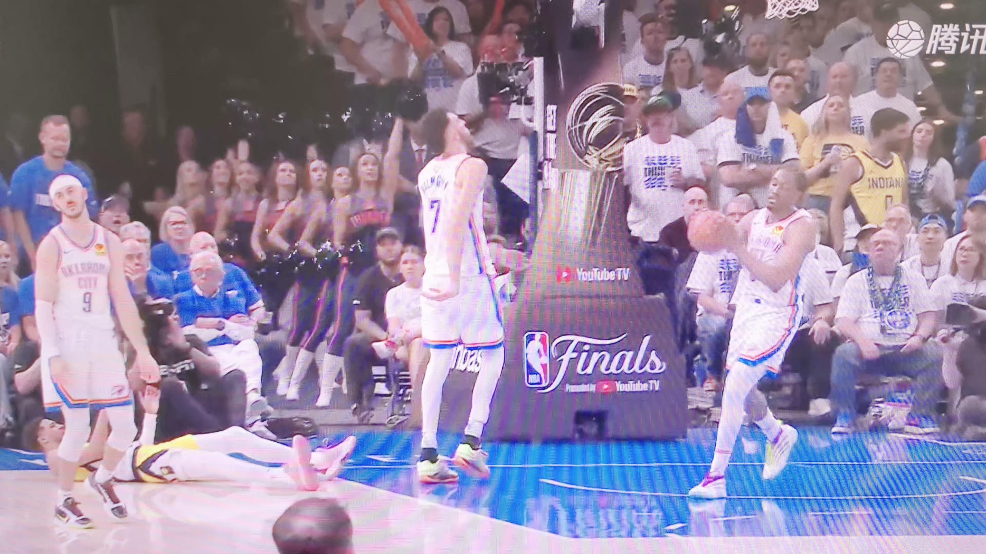 包含法兰克福发布备战花絮；冲刺阶段门线救险；NBA总决赛任务艰巨；训练强度明显提升的词条